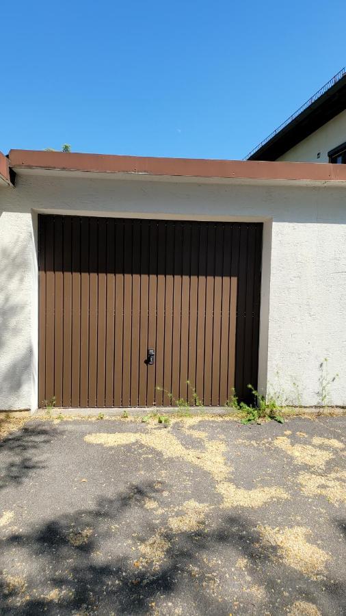 Eg Links-Wunderschoene 70M Grosse 2-Zimmer City Wohnung Naehe Salzburg Freilassing Bagian luar foto