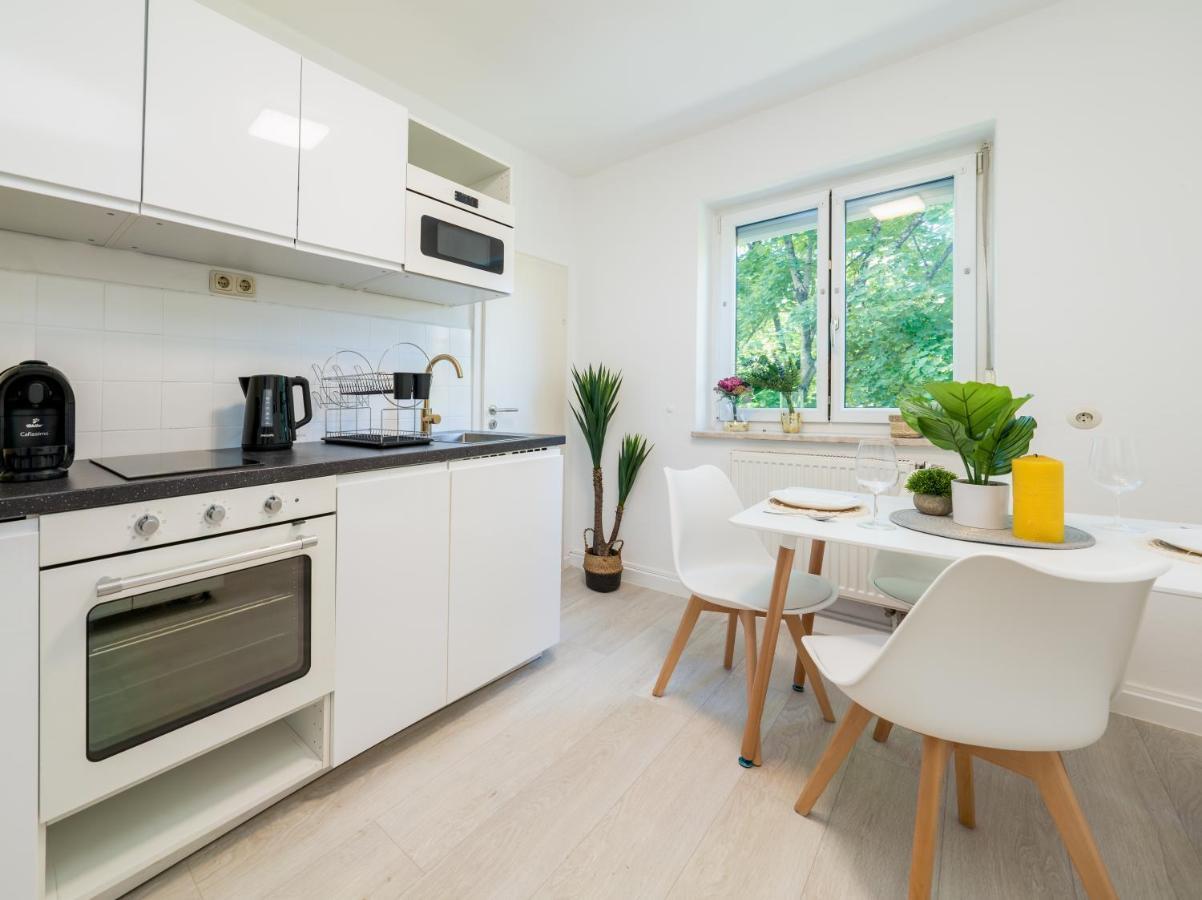 Eg Links-Wunderschoene 70M Grosse 2-Zimmer City Wohnung Naehe Salzburg Freilassing Bagian luar foto
