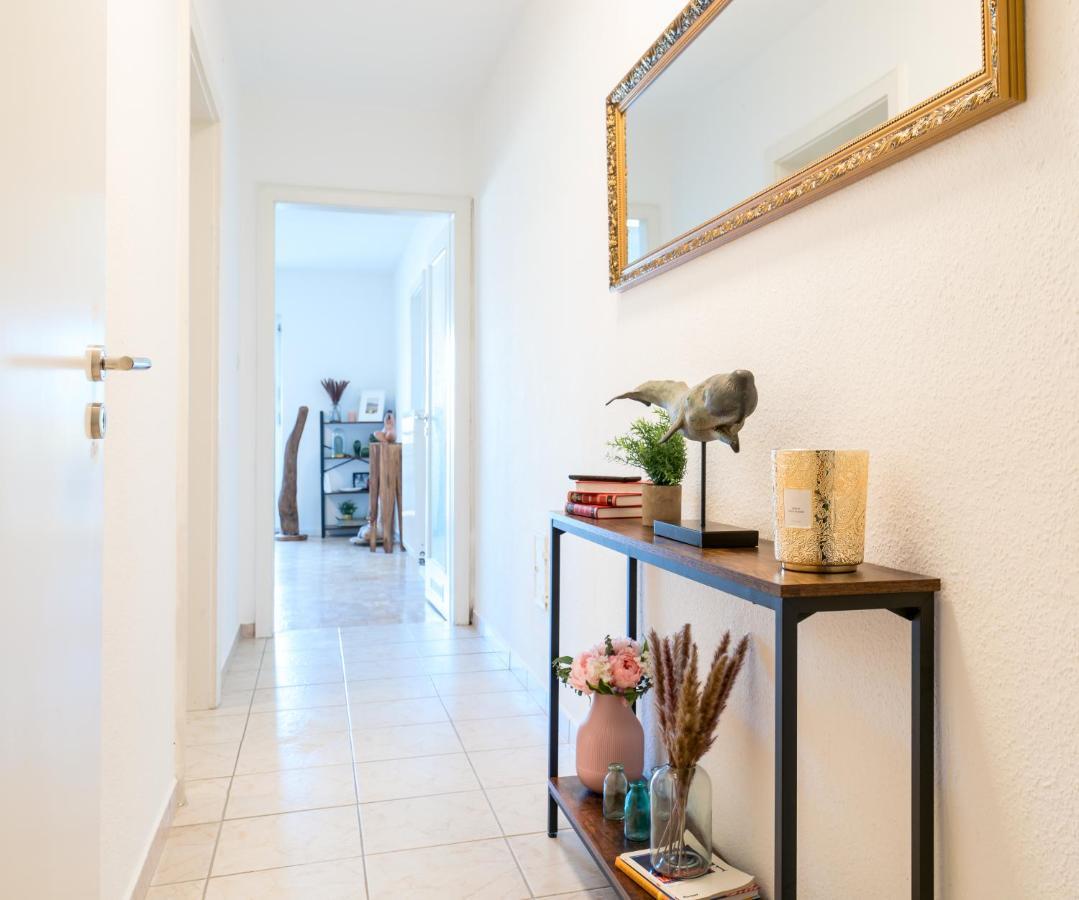 Eg Links-Wunderschoene 70M Grosse 2-Zimmer City Wohnung Naehe Salzburg Freilassing Bagian luar foto